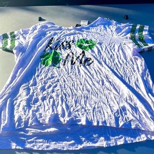 Kiss me Ashley Stewart 26/28 shirt top